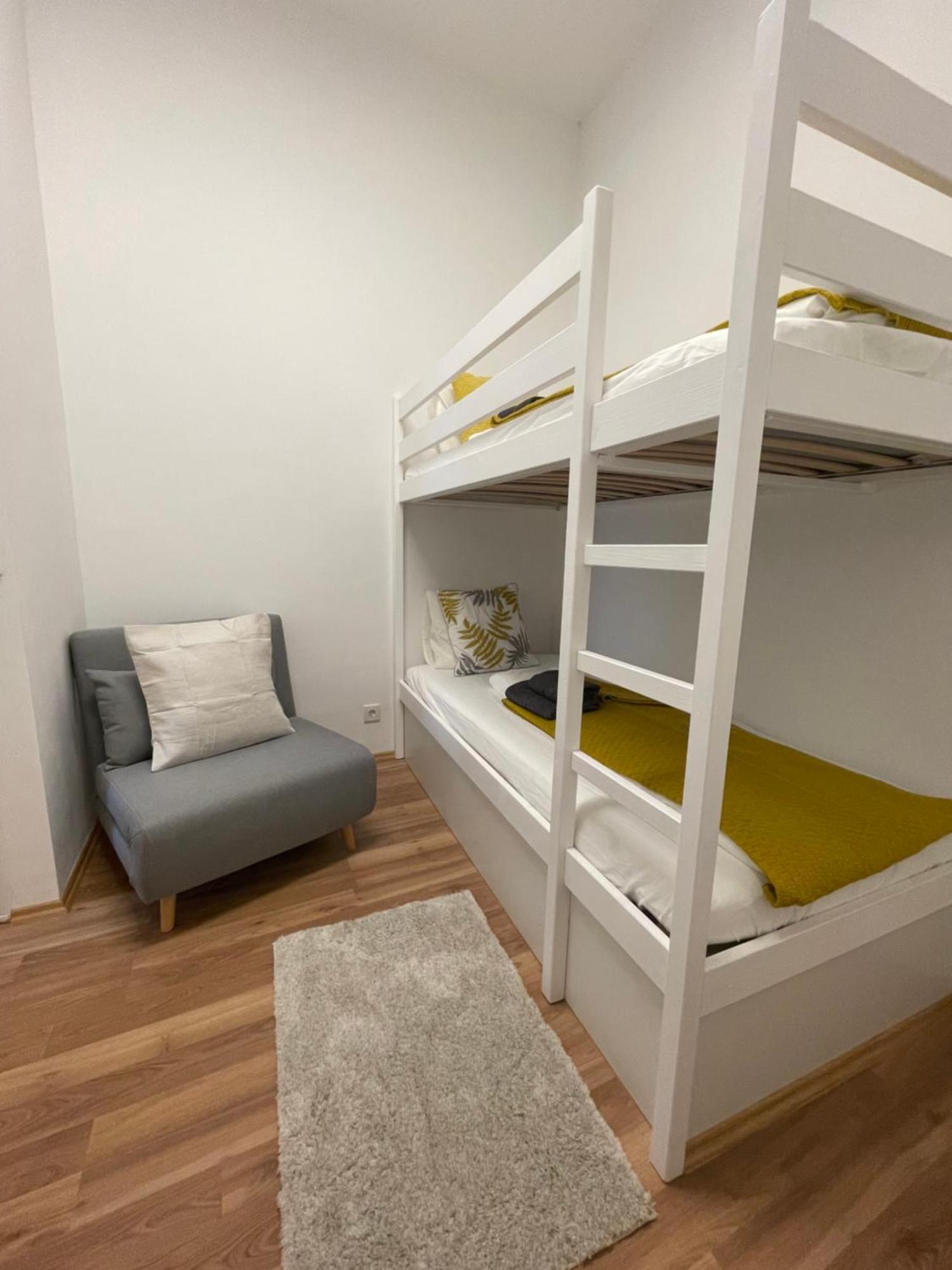 Central Mini Apartment Rhg 1 Виена Екстериор снимка