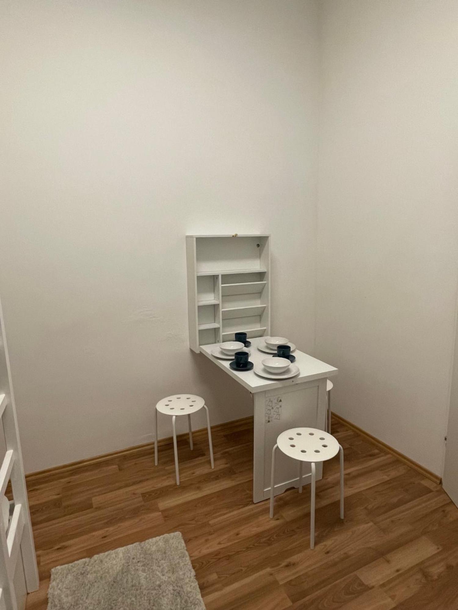 Central Mini Apartment Rhg 1 Виена Екстериор снимка