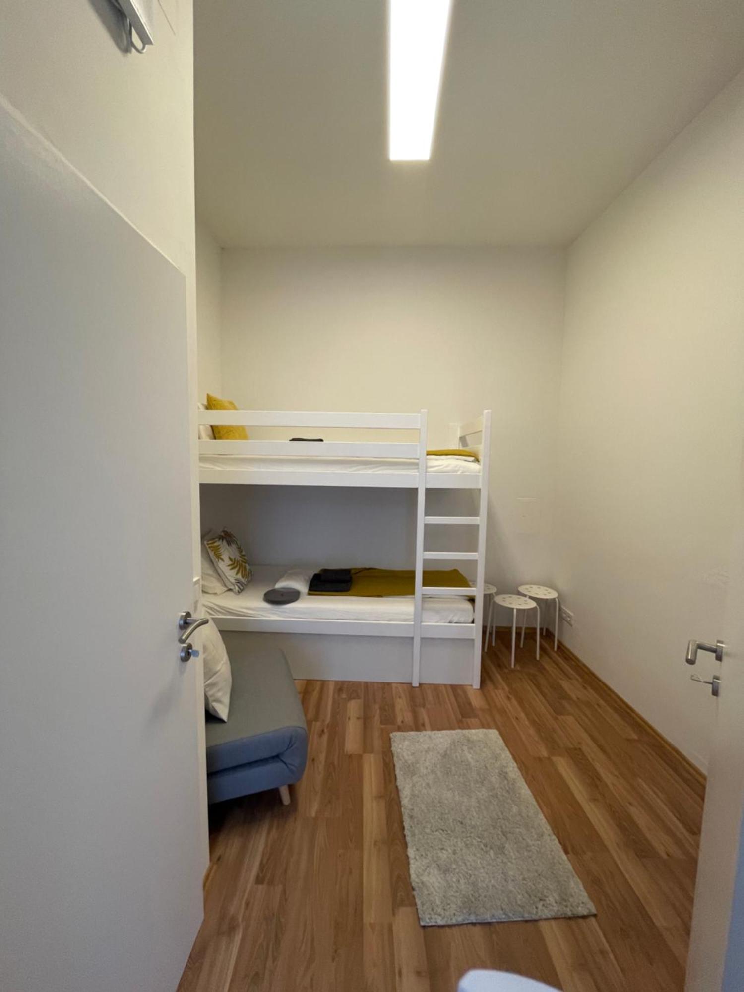 Central Mini Apartment Rhg 1 Виена Екстериор снимка